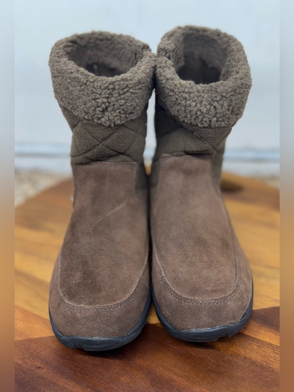 LL BEAN Womens Brown Suede Insulated Winter Boots 250641 Side Zip